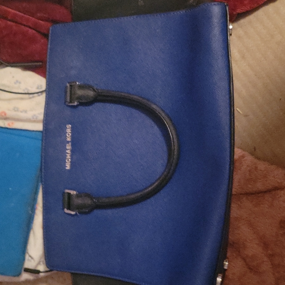 Michael kors blue sachel